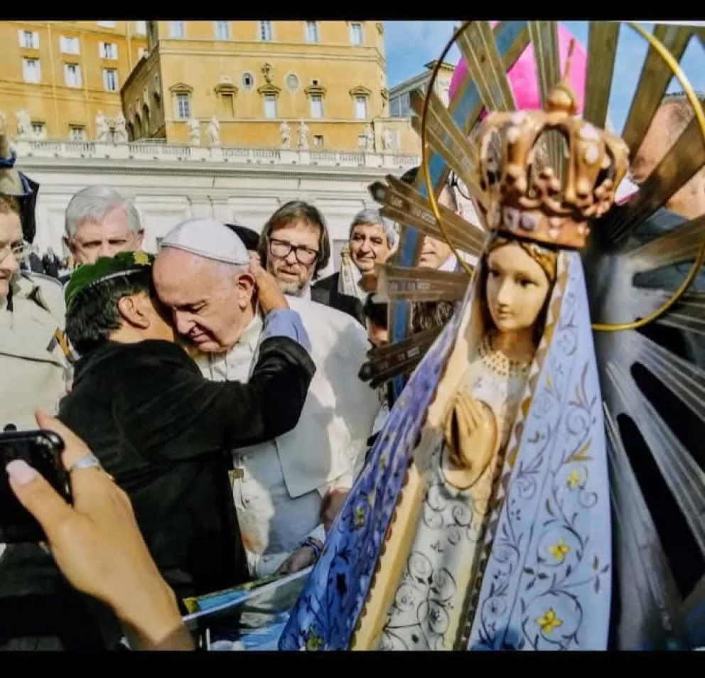 El Tirano Restaurador tweet media