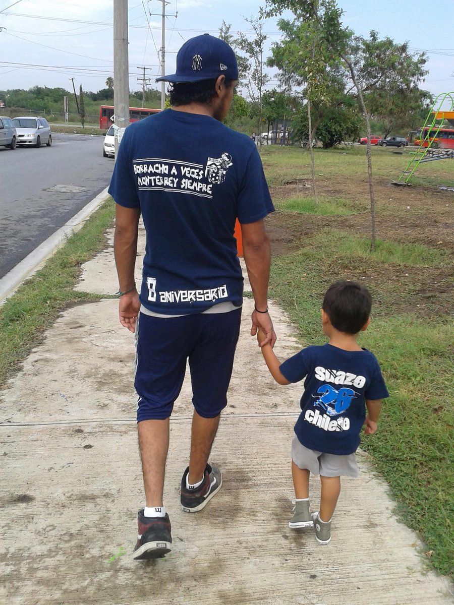 nacional_e48593's tweet photo. @CodereMX @Rayados #CodereEsRayado 
Un verdadero rayado pregona el respeto a los rivales y mundo entero,
Y lo que me hace ser un verdadero Rayado es qué por más mal que este la situación en la vida y en la cancha 
Nunca dejar de alentar ir al frente 
Y dejar el corazón en cada mínuto,cada día❤️‍🔥🔵⚪ https://t.co/t0SJ2t6HnU