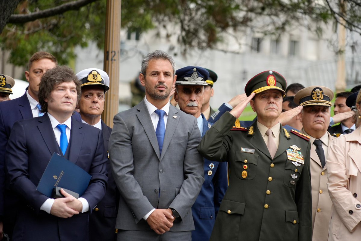 Martin Menem tweet media