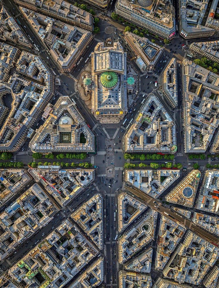 Old World Explorer tweet media