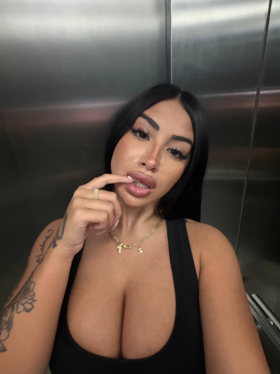 ♡ 𝐌𝐢𝐚𝐚 ♡ tweet media