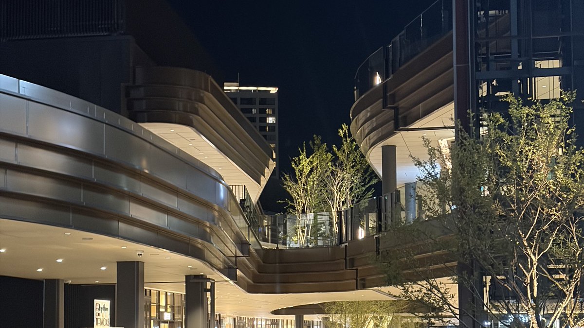 ꜱᴏᴜᴛᴀ tweet media