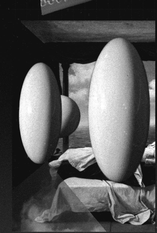 𝖳 𝖧 𝖤 𝖥 𝖫 𝖸 𝖨 𝖭 𝖦 𝖡 𝖤 𝖣 tweet media