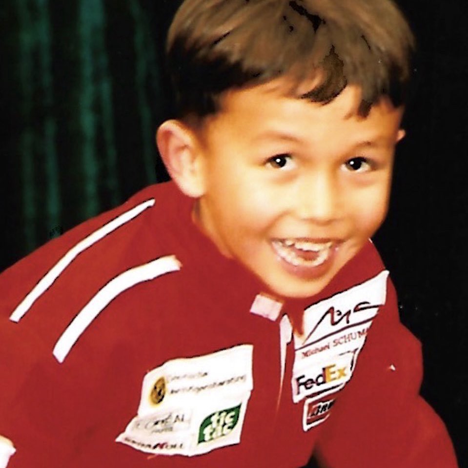 ˚✧₊ tweet media