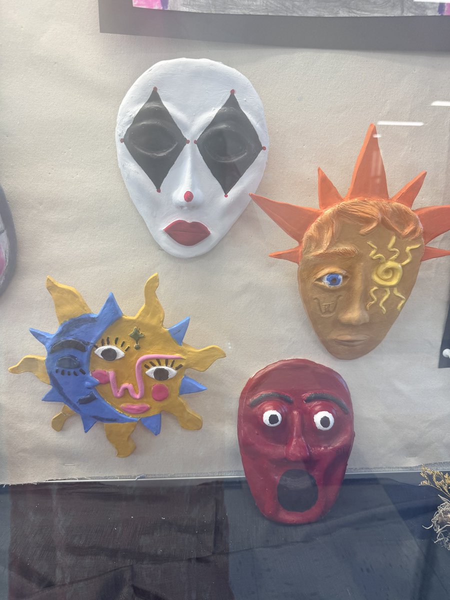 FirstColonialHS's tweet photo. Shout out to our incredible art, teachers and talented student artist for bringing creativity, color and inspiration to our school every day. You make our halls come alive. #YouthArtMonth #WeRFC @vbschools https://t.co/EFAF2ZbkeU