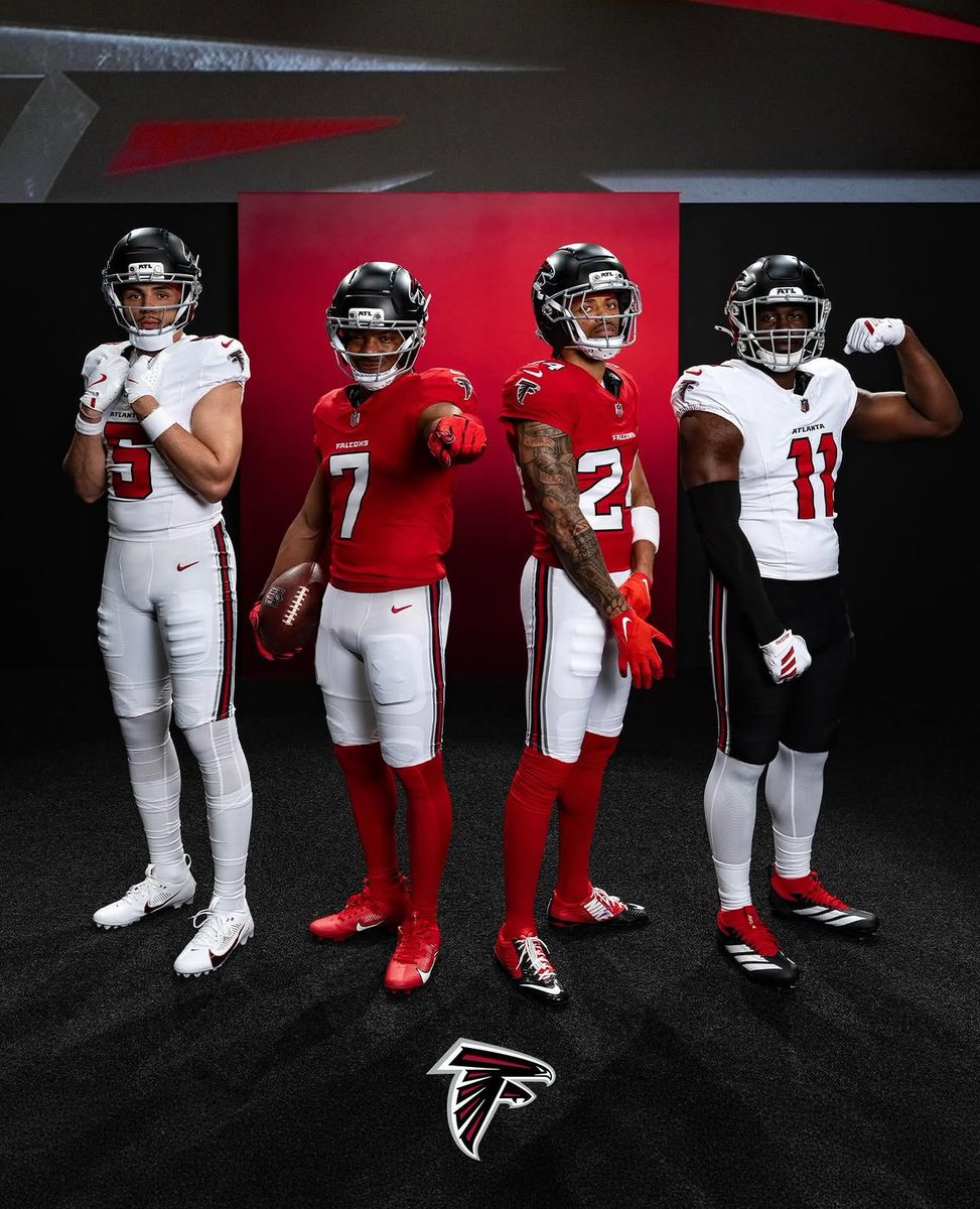 theseurbantimes's tweet photo. The @AtlantaFalcons have debuted their new uniforms! 

Thoughts? https://t.co/CjWyBZubF6