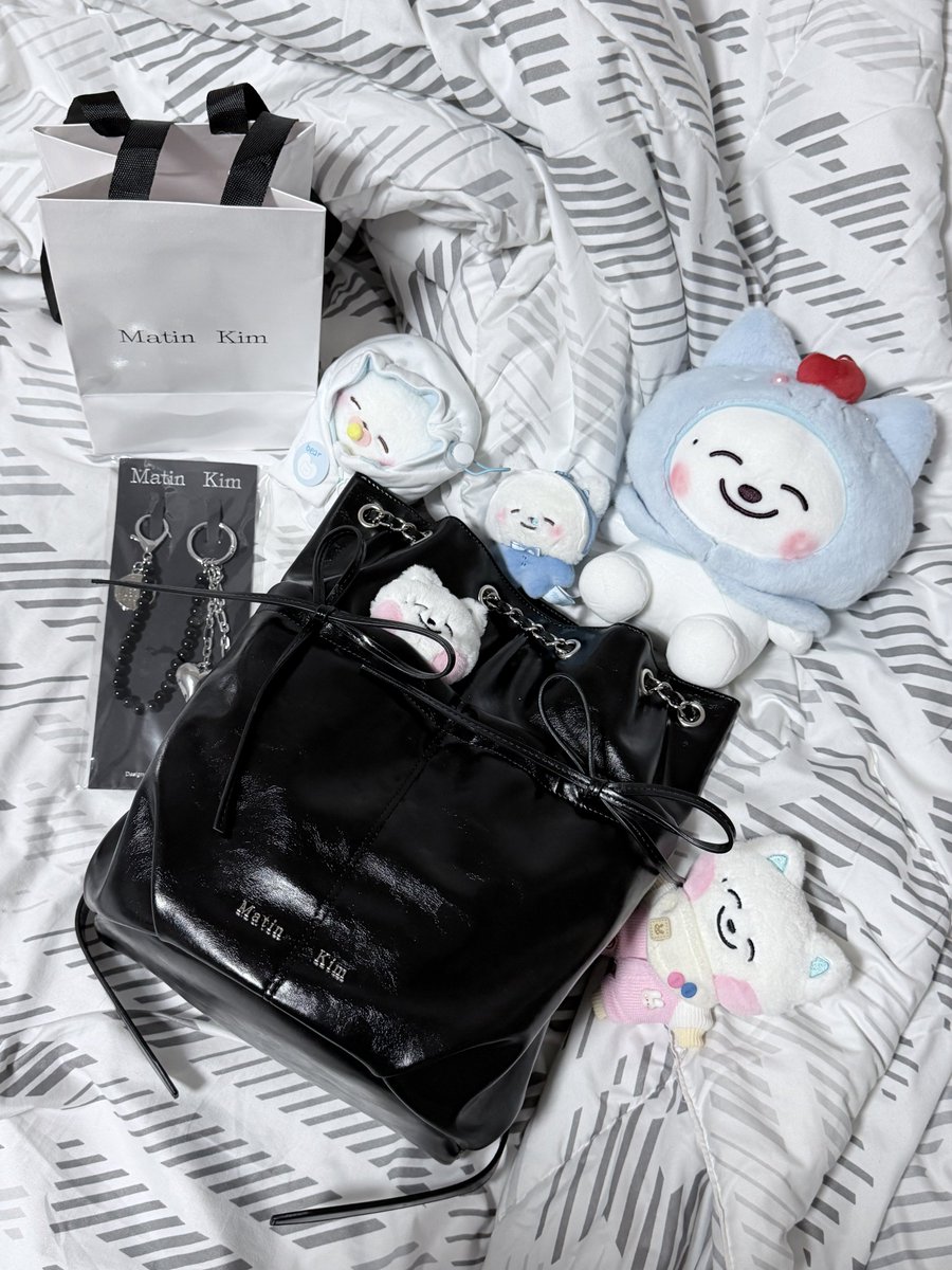 ANNEW⭑.ᐟ tweet media