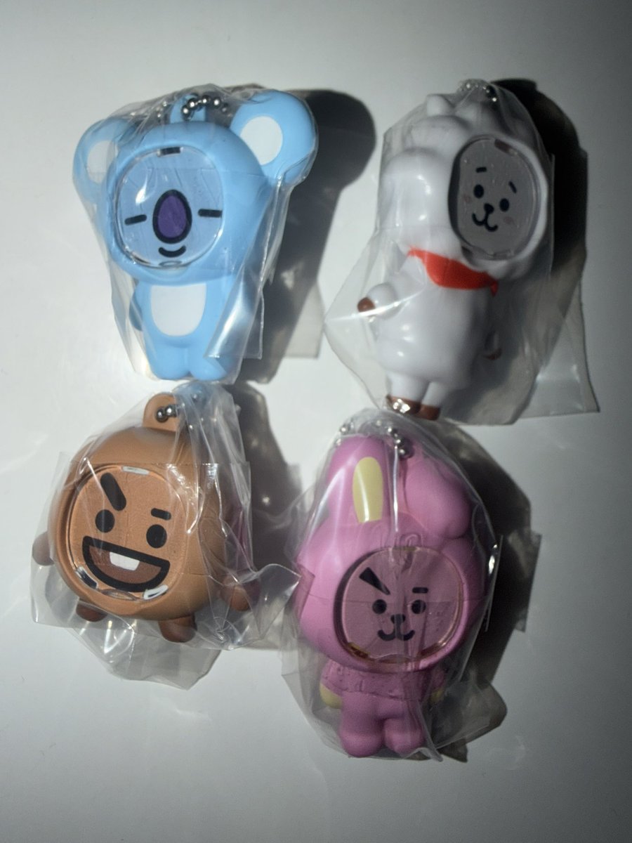 Ｒ.___.N tweet media