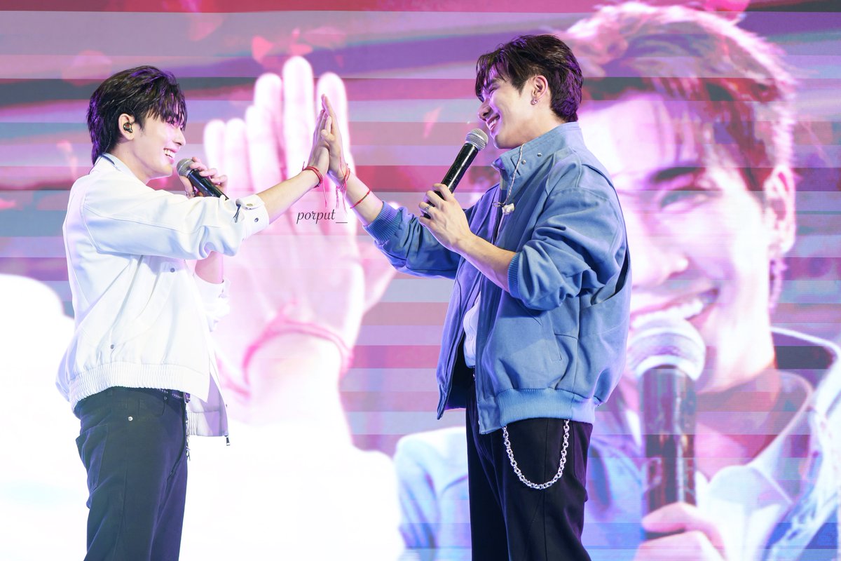 พี่ปอ สวัสดีเพิร์ธแซนต้า 🍑🖤🤍 tweet media