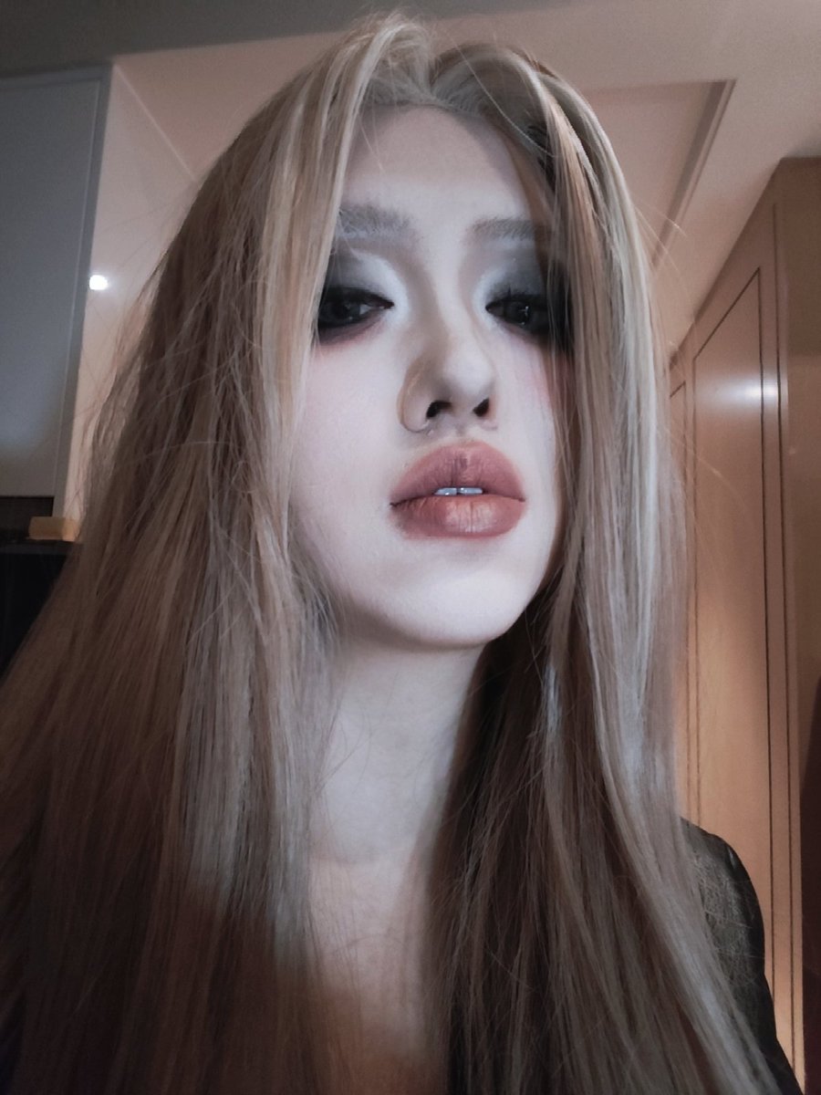 死眠少女 tweet media