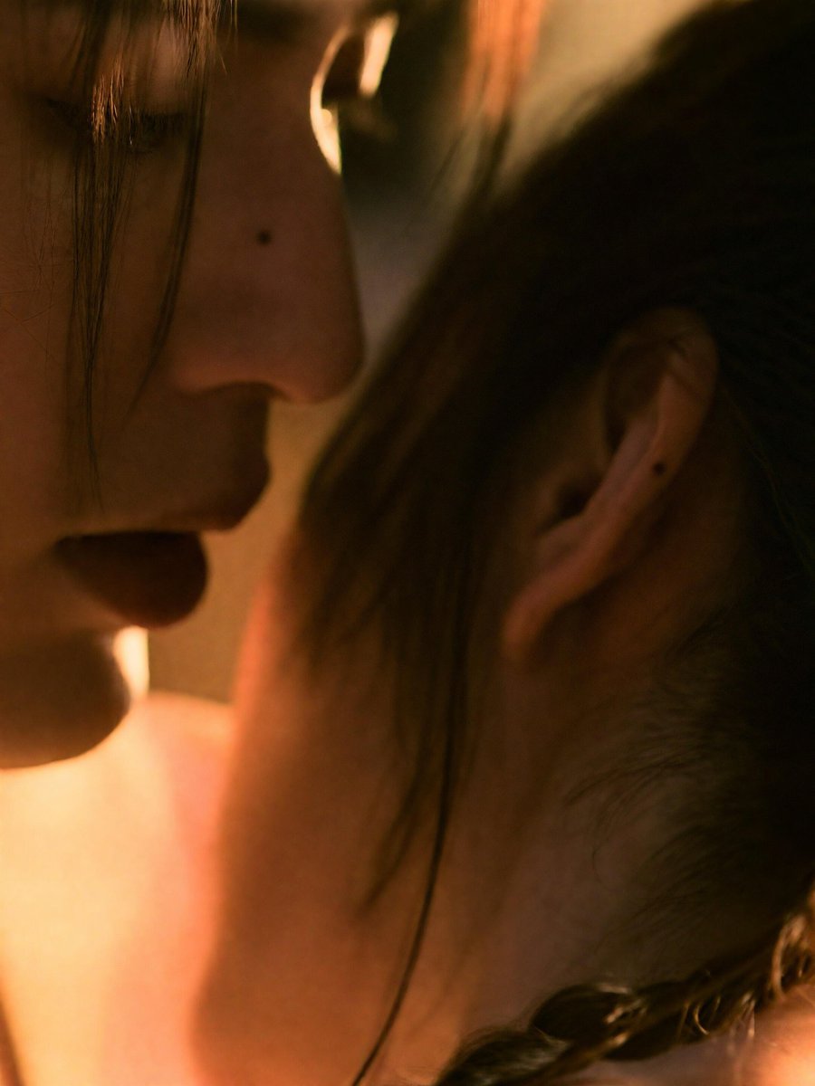 bitter ⨾ ♨ tweet media