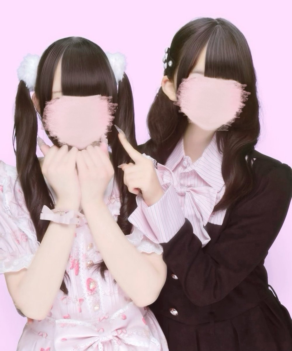 このろ tweet media