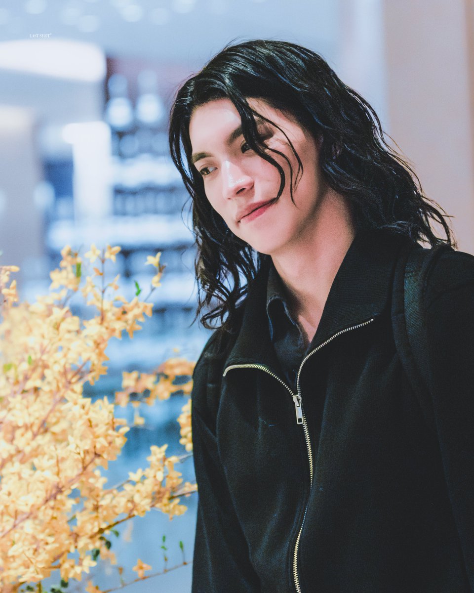 𝑳𝒂𝒔𝒕 𝑺𝒉𝒐𝒕𖤐 tweet media