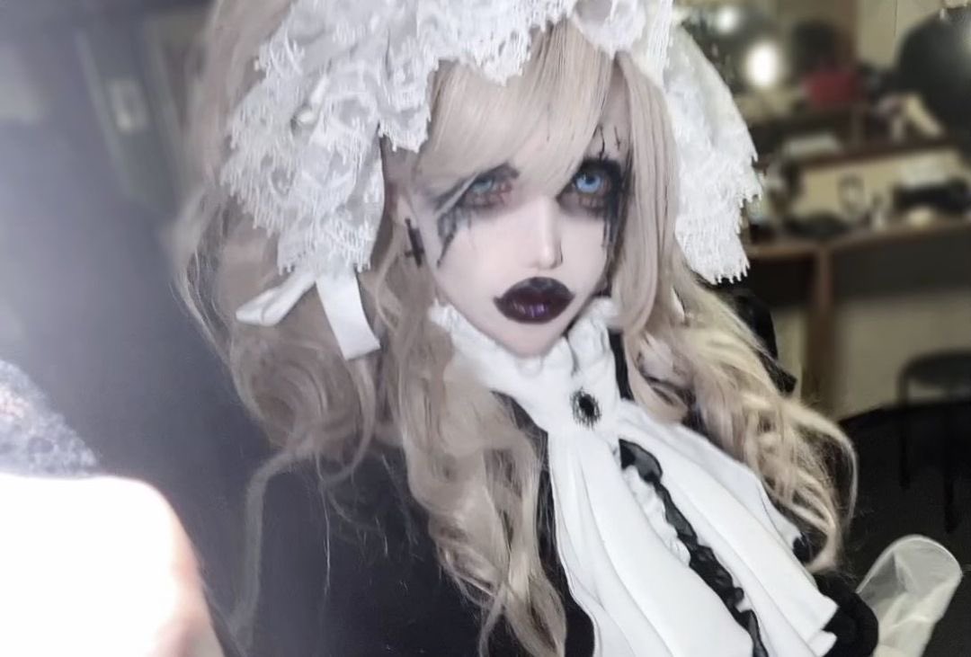 ( ´ㅅ`)；　ame tweet media