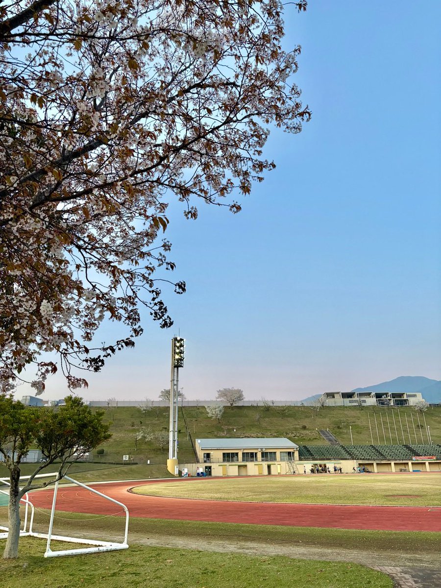 yu16_ugtc's tweet photo. restart🏟️
始まりの終わり。。
新シーズンスタート！ https://t.co/6dpK1REdEe