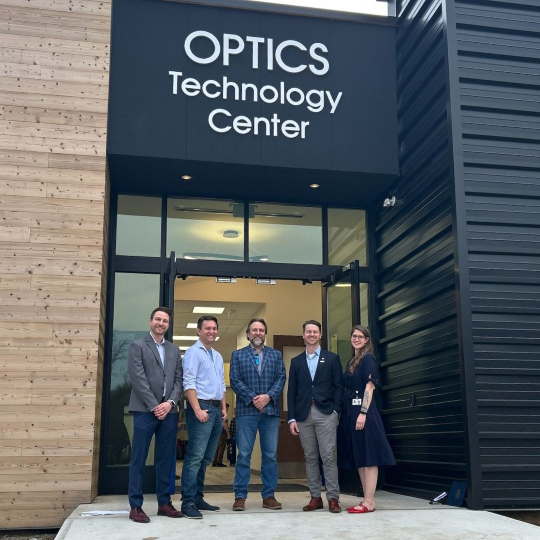 Thorlabs tweet media