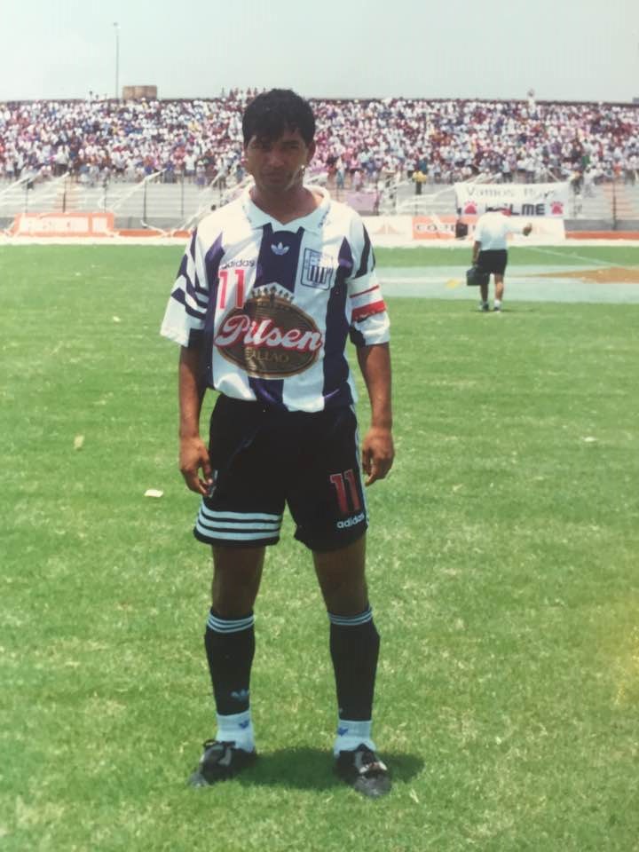 El Gato Grone tweet media