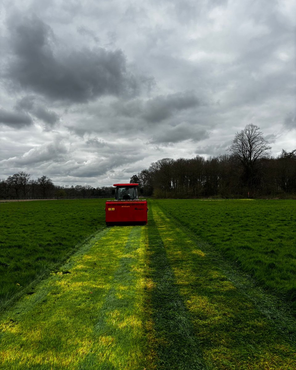 LtdCountryside's tweet photo. Mowing season is here! 🚜

 #grasscutting https://t.co/NvyAfnbxpd