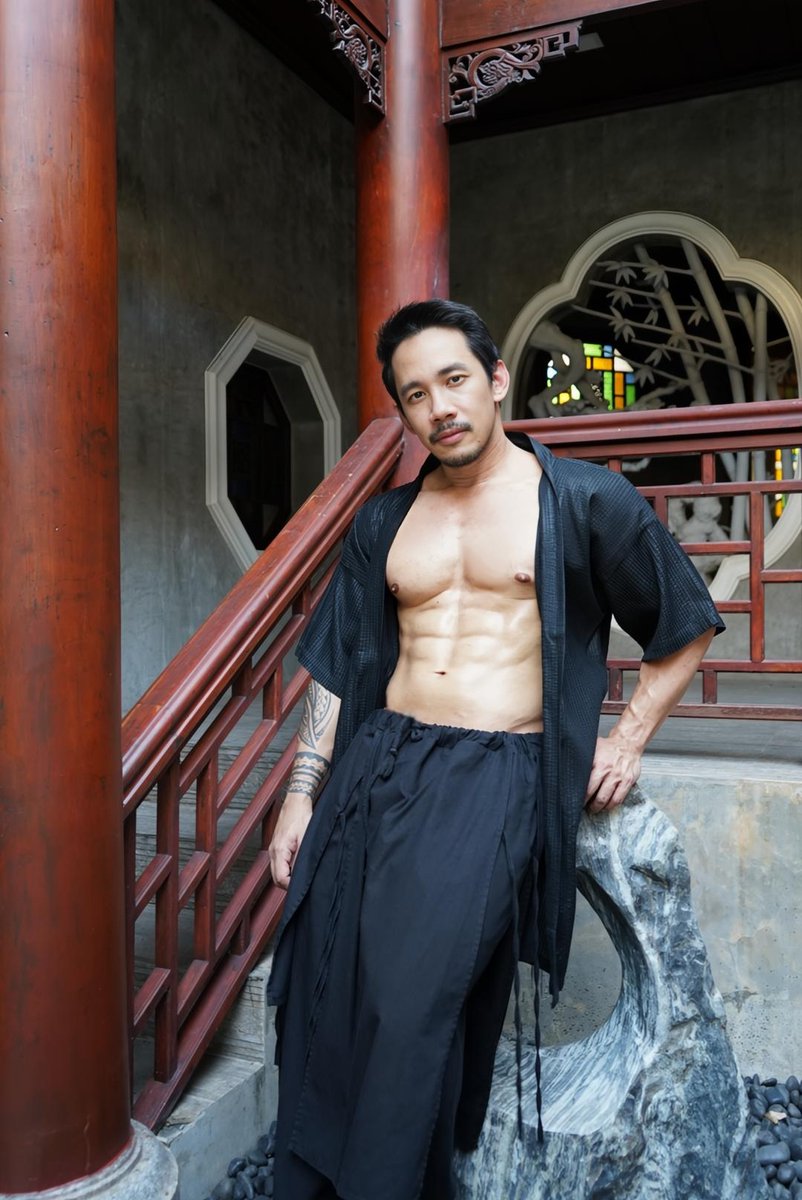 MANMOOD_TH's tweet photo. Model : Oukajom https://t.co/aiNoVa3G9C