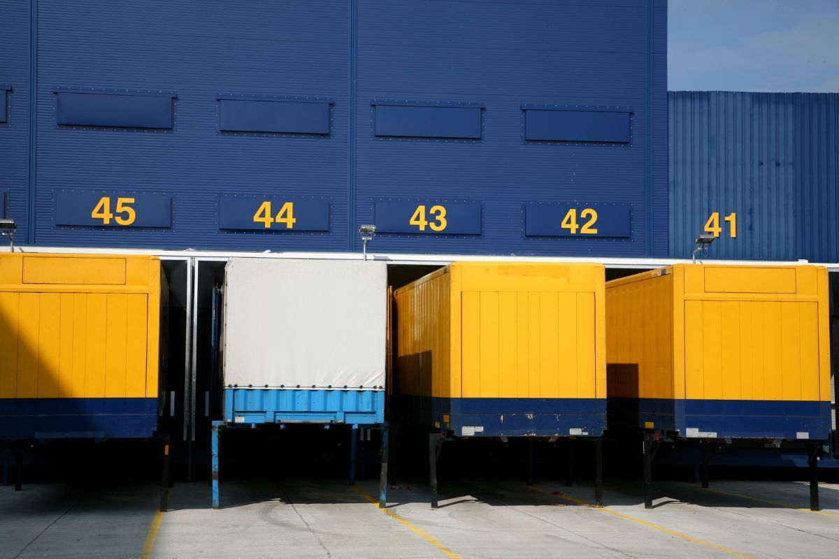 bizness.gr tweet media