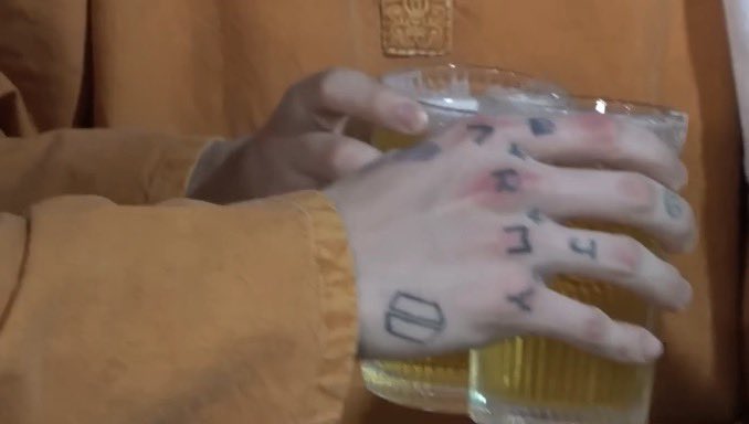 mj⋆✮ tweet media