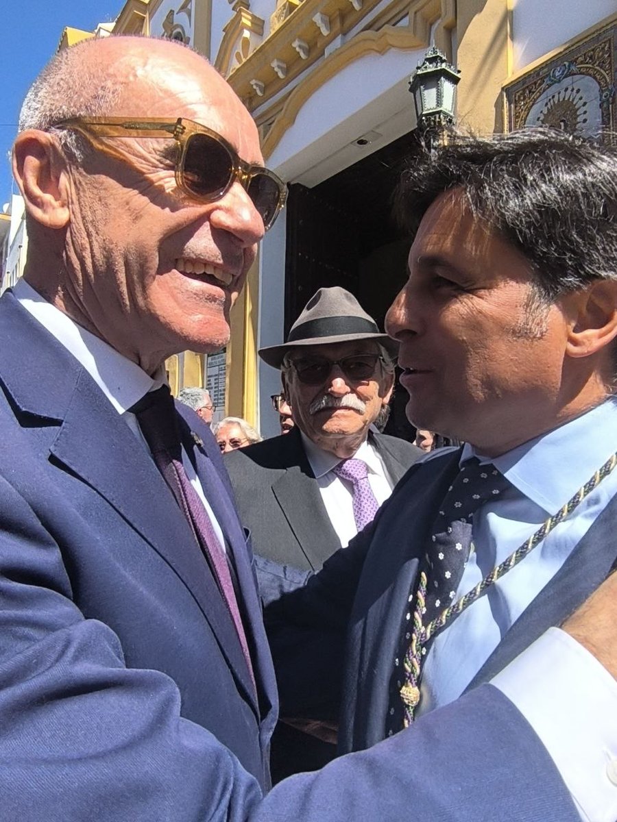 Antonio Muñoz tweet media