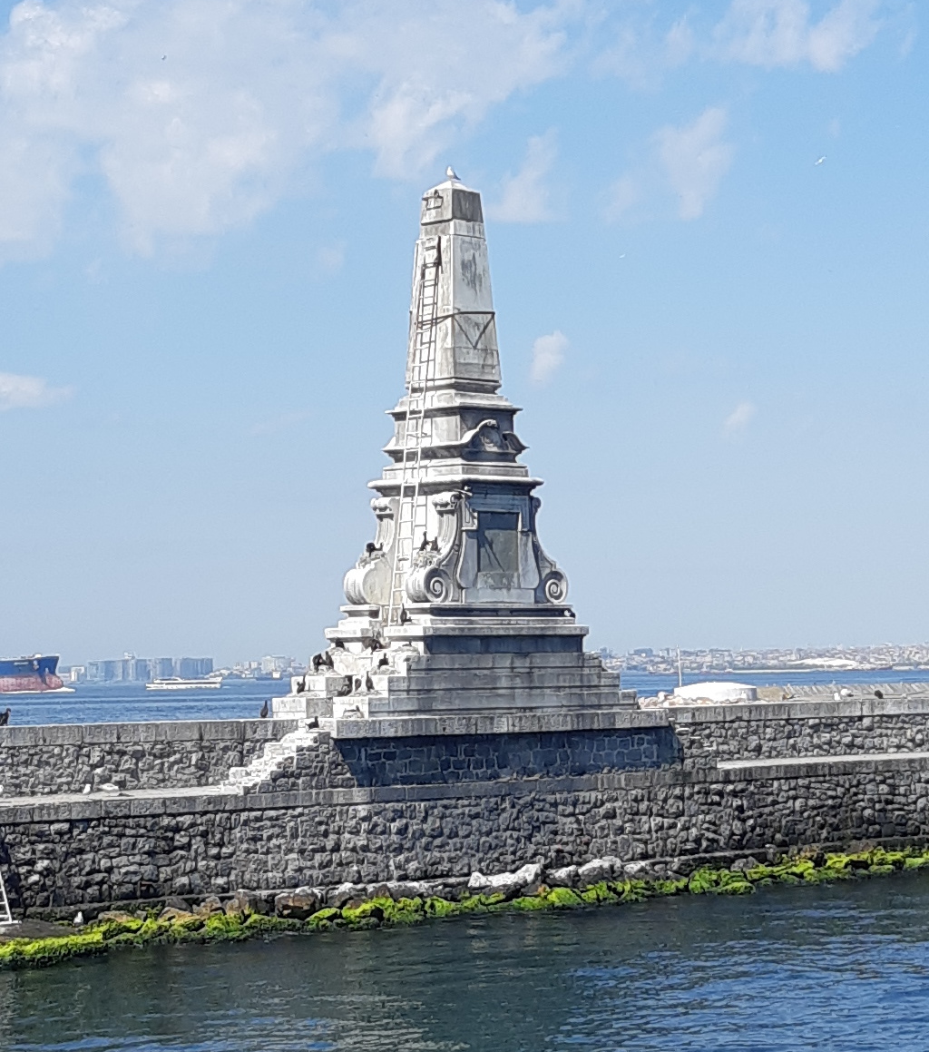 Traditional Architect Birthdays tweet media