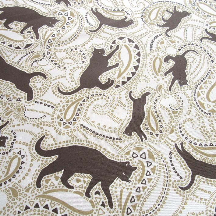 PaisleyPowered's tweet image. 3 yards of Paisley Cats fabric were sold today. The design features a unique hand-drawn pattern of leaping cats and kittens integrated into intricate paisley motifs. Shown here is the brown version. #catdesign #paisleyprint
spoonflower.com/en/fabric/7514…