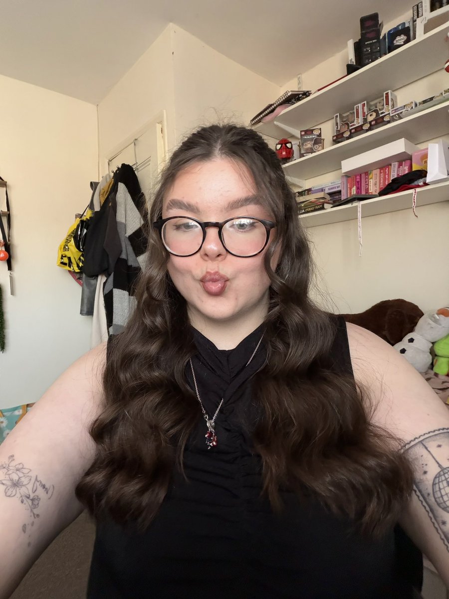 sarah🪩 tweet media