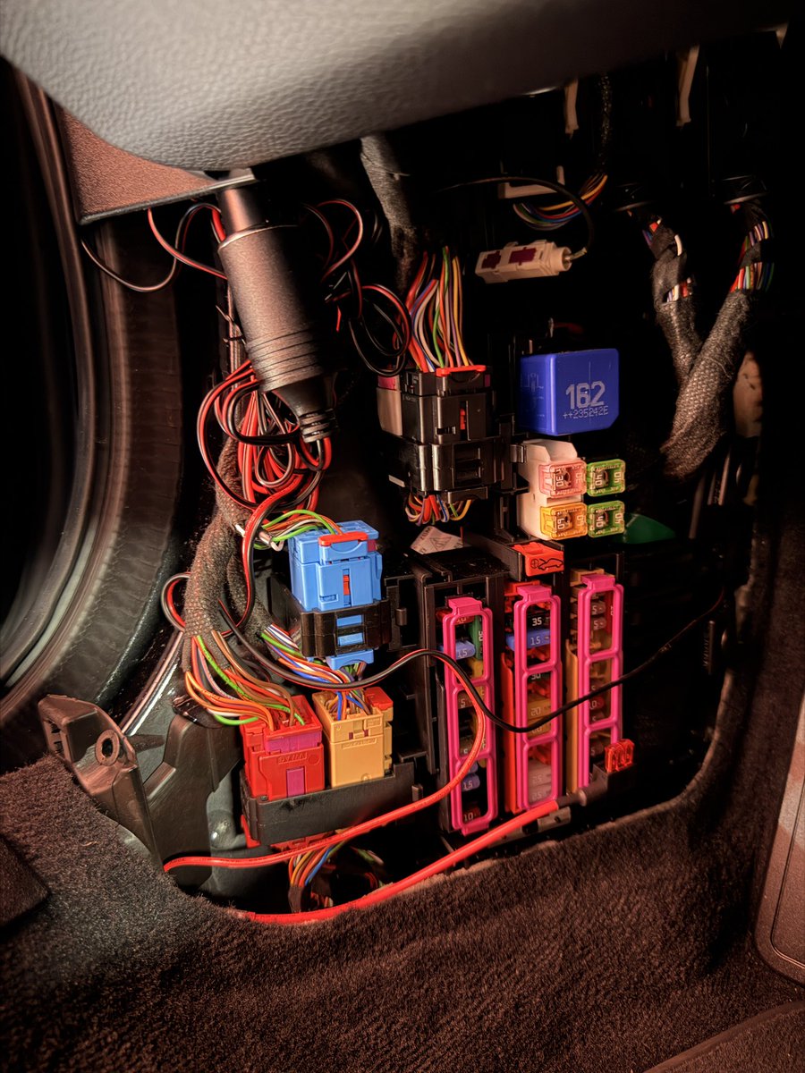 とんできたむくどり tweet media