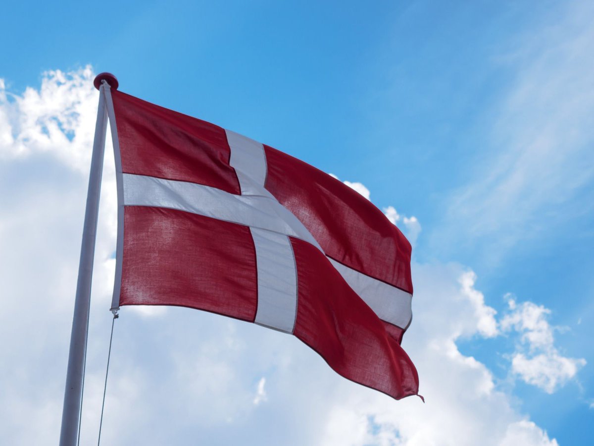danish_info's tweet image. ユーロビジョン2026：デンマークの候補者ソーレン・トーペガード・ルンドとは誰か、優勝候補に挙げられる注目株なのか？ - Sortiraparis.com

sortiraparis.com/ja/pari-no-mid…

#デンマーク #ルンド #2026 #Sortiraparis.com #ユーロビジョン