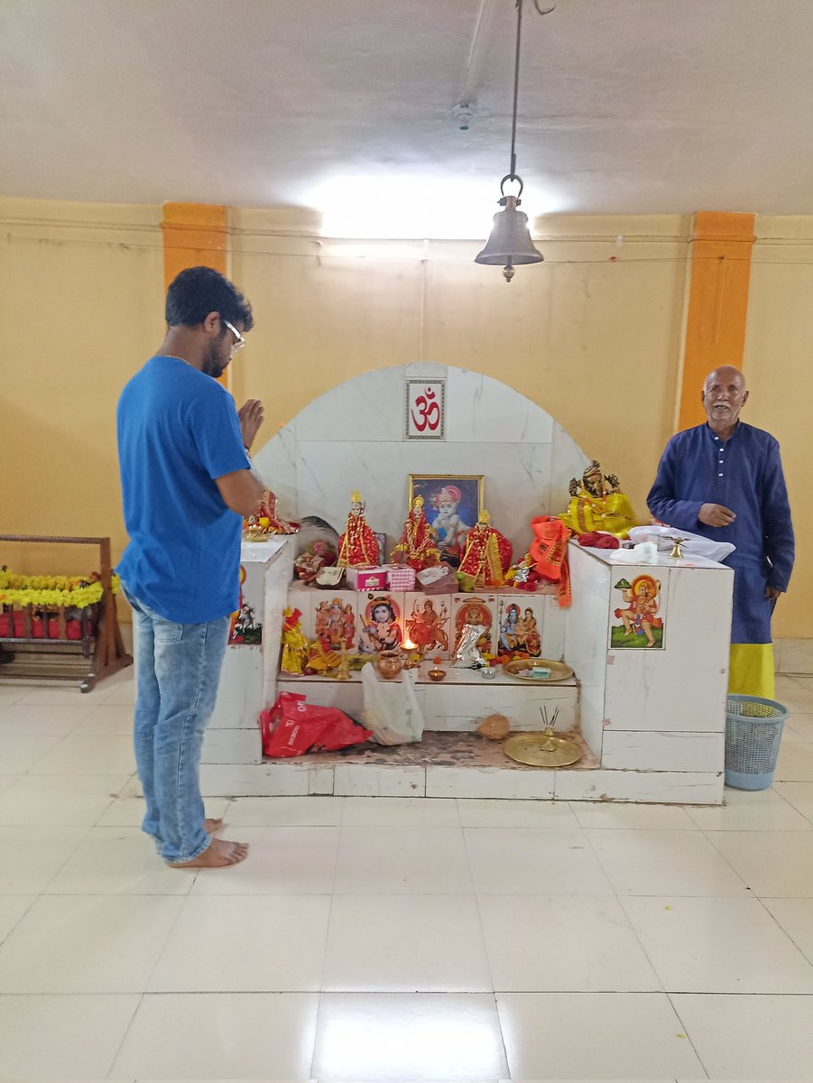 merajprasad's tweet photo. On the auspicious occasion of Hanuman Jayanti, may Lord Hanuman bless you with strength, courage, wisdom, and unwavering devotion. 🙏
May his divine energy inspire us to overcome challenges and walk the path of righteousness.
Jai Bajrang Bali! 🚩
#HanumanJayanti #JaiHanuman https://t.co/qyMBdMD96C
