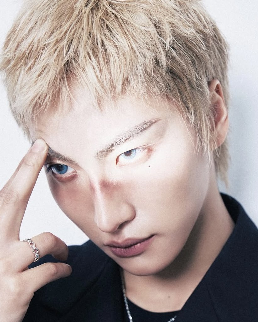 Kpop Chartz tweet media