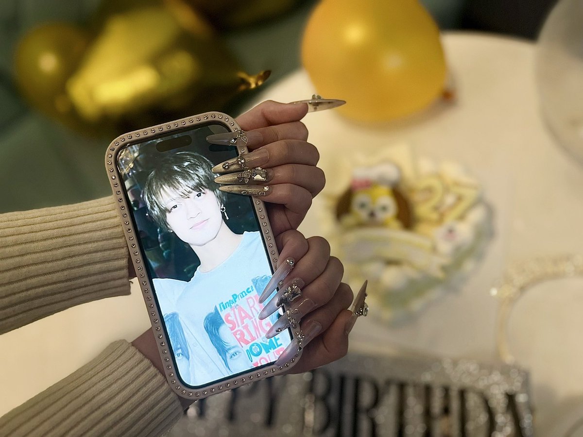 ℳ❤︎ tweet media