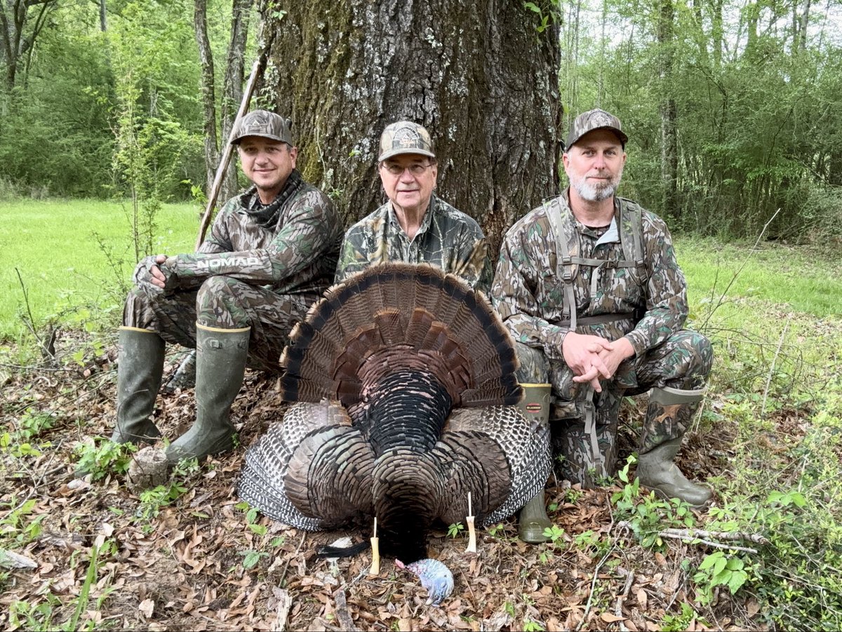 teamwingbone's tweet photo. We didn’t see him good this morning but we saw him good enough… #wingbone #gobbler #mississippi #thesip https://t.co/hNCEyd7bcK