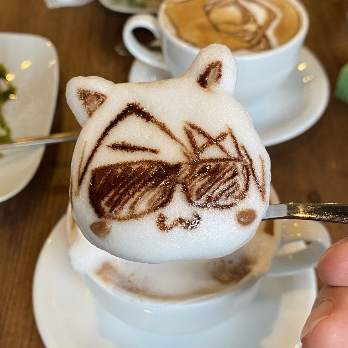 えーじー@学園 名:昼夜 阪:両日昼夜 tweet media