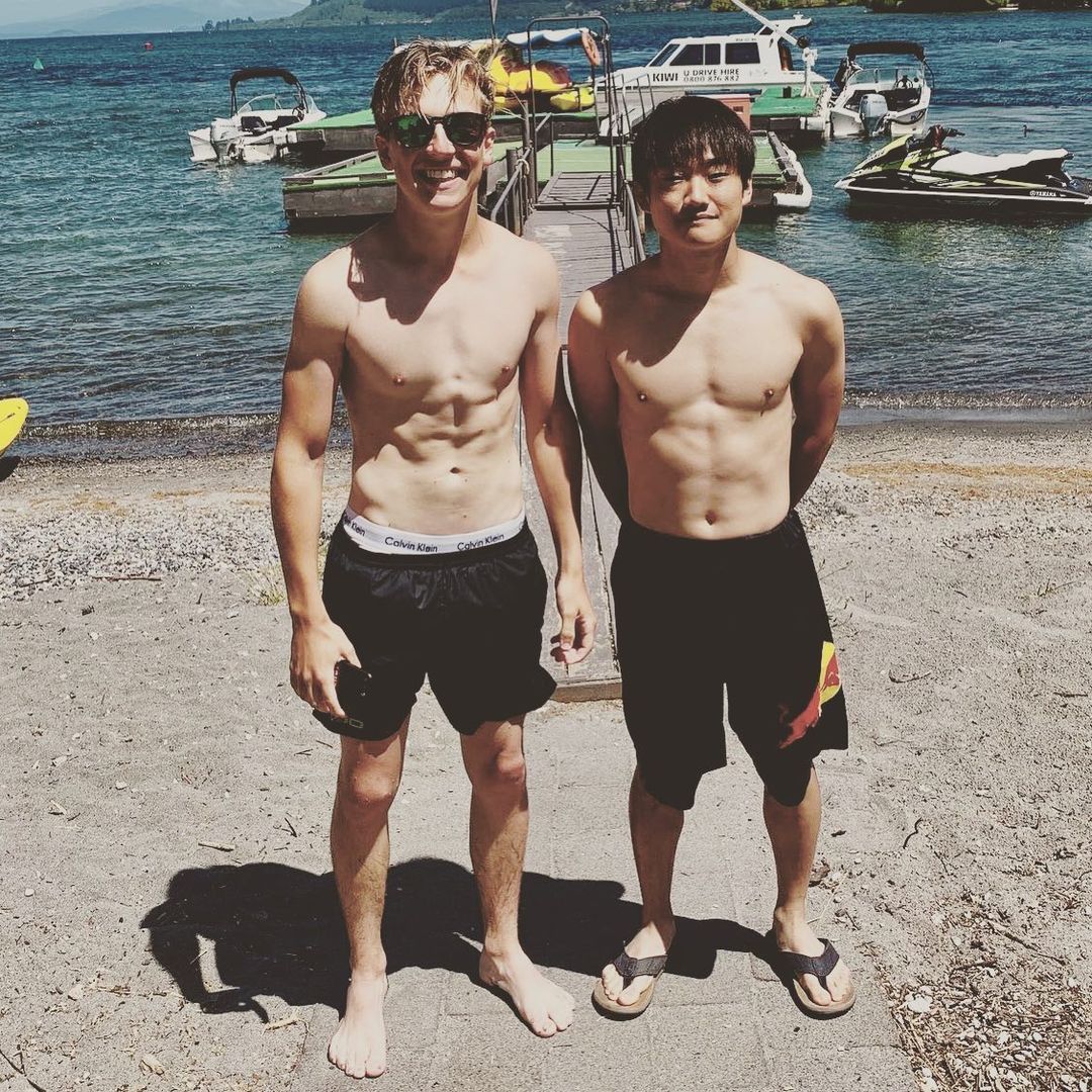 Vee 🫗 tweet media