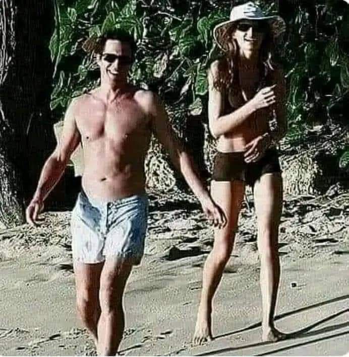 samramujahid77 tweet media