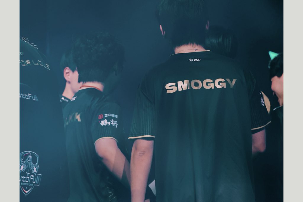 Slxxxxlxls's tweet image. -20260331
#zmjjkk #smoggy