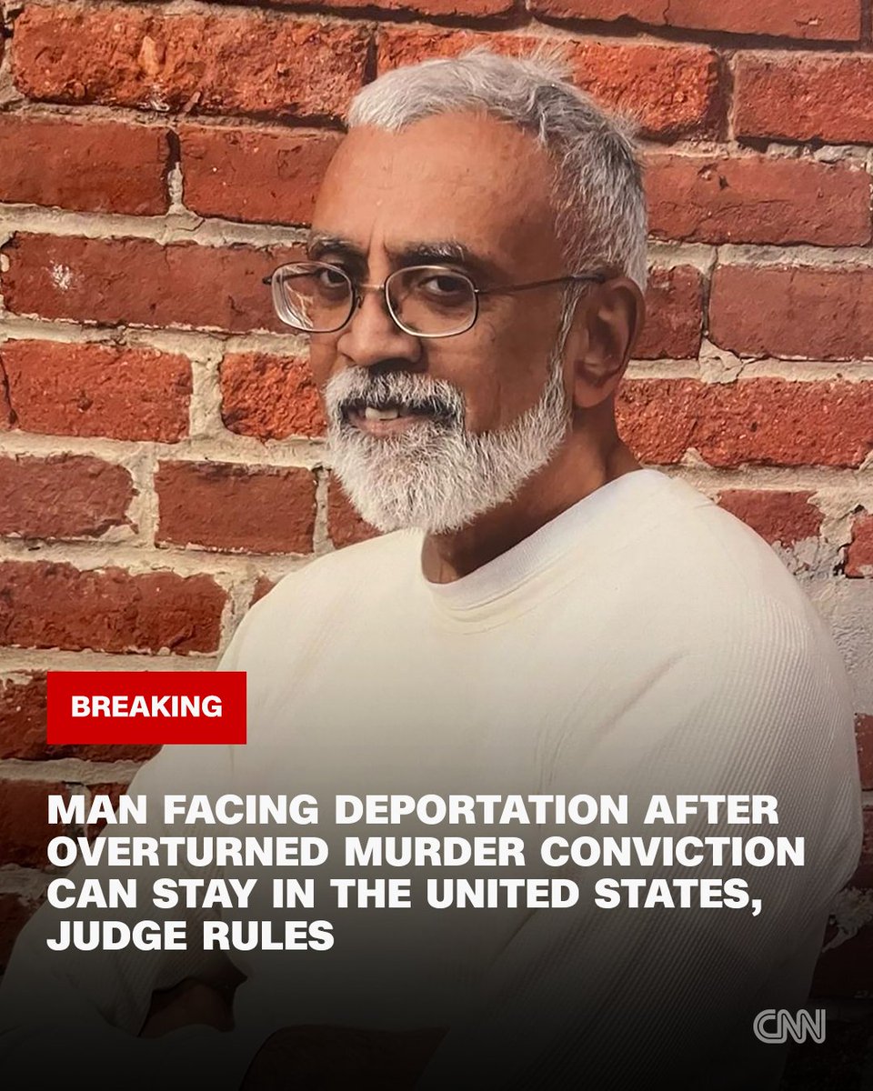 CNN Breaking News tweet media