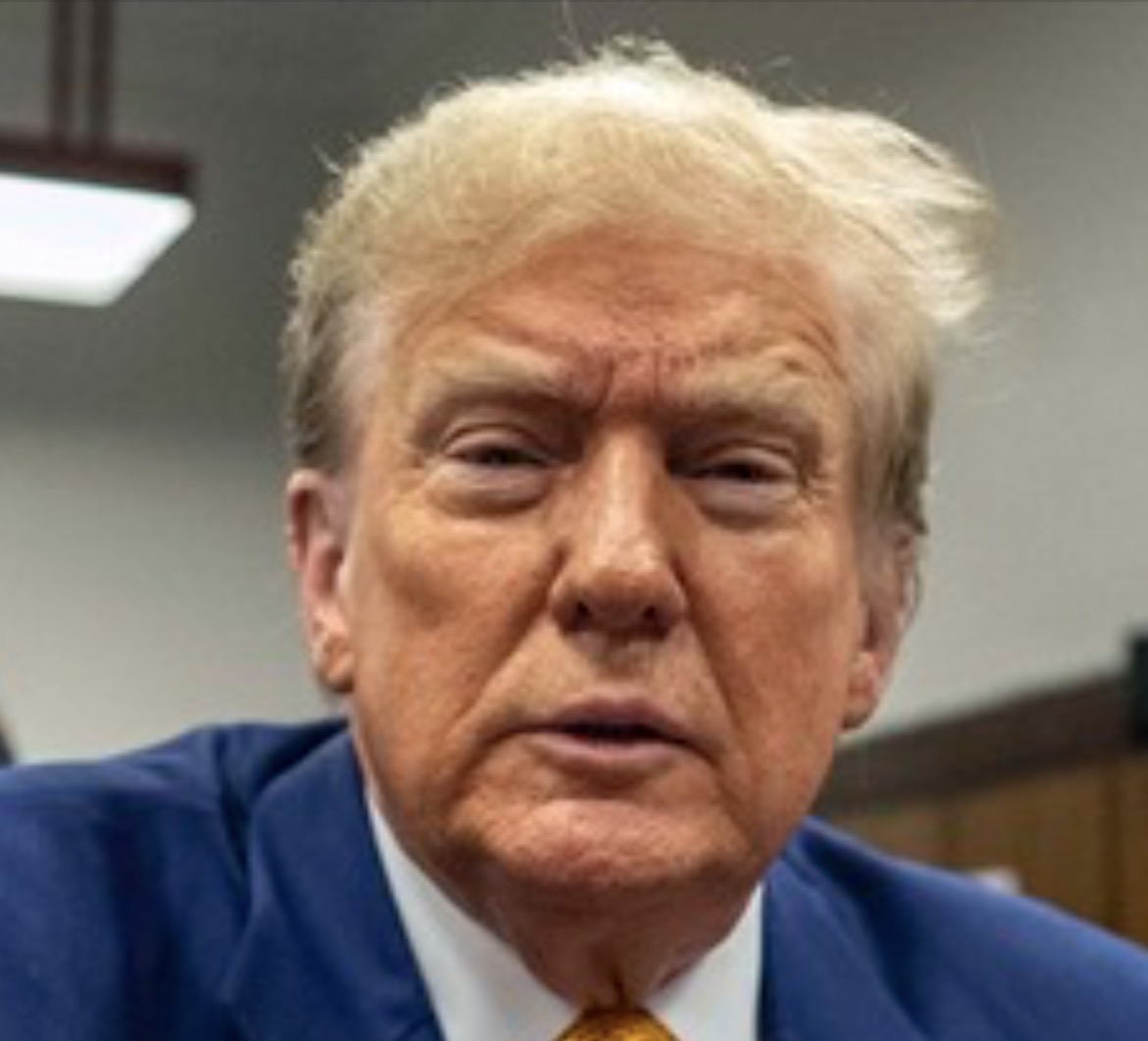 DudesWhoWearMakeup tweet media