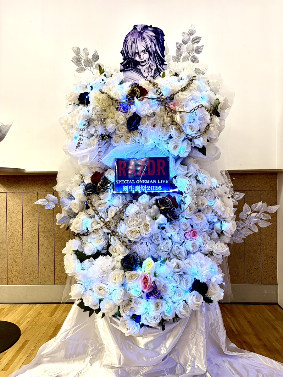 xx_rnks's tweet photo. RAZOR SPECIAL ONEMAN LIVE 剣生誕祭2026
今年も最高にかわいいに出来てよかった🙂‍↕️
剣さんにとって素敵な一年になりますように🌟 https://t.co/3OFOFbq09z