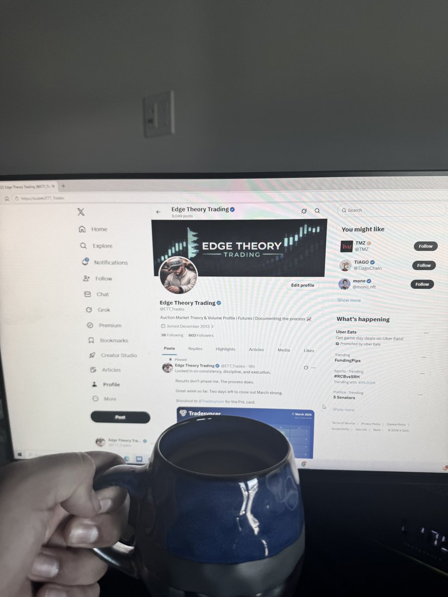 GM ☕️

Another day to get better. 

Stay focused and go get it.