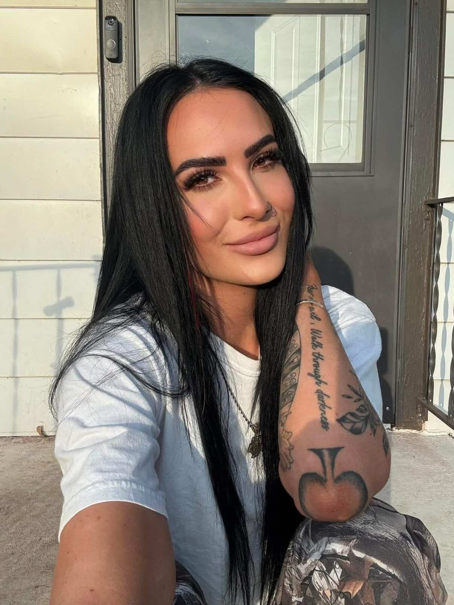 mugshawtys tweet media