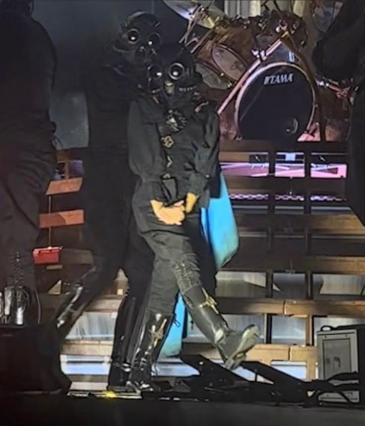 sulphur🧃 tweet media