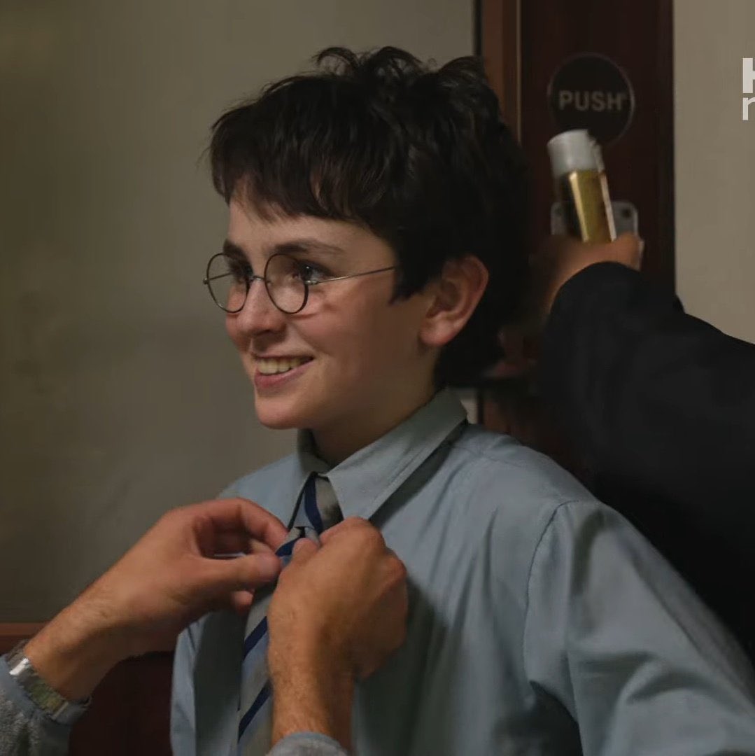 His HAIR 😭😍 finally omg