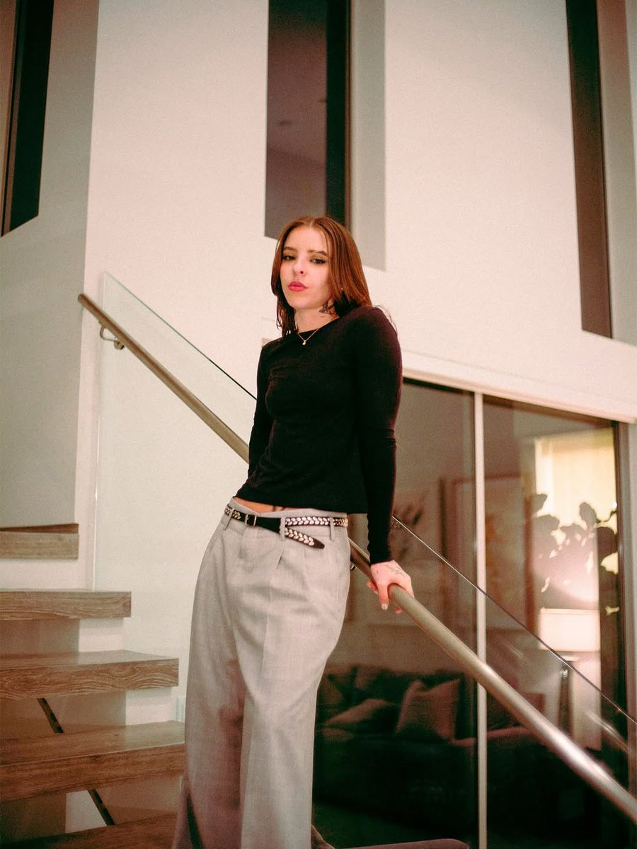 𑣲 maria tweet media