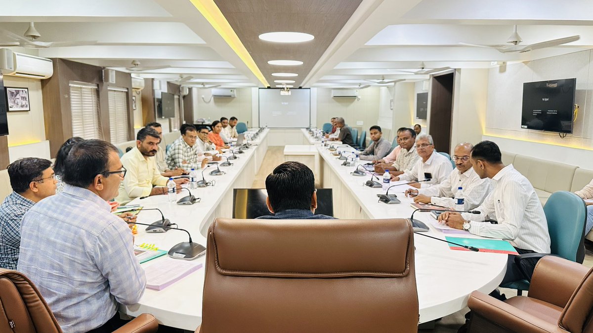Collector & DM Banaskantha tweet media