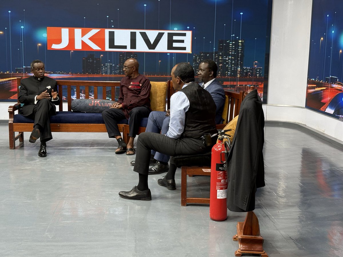 KoinangeJeff's tweet image. About Last Night. It was fireworks #JKLIVE @citizentvkenya with the best political tag team on TV! @ProfPLOLumumba and @BarryMuluka as well as Joshua Nyamori.

If you missed it catch up @YouTube and Spread The WORD!! 

@monicakiragu_ @gichdxp