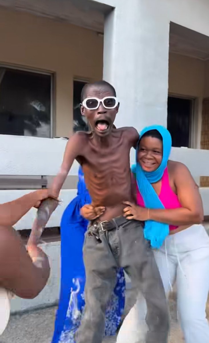 Empire 😎 tweet media